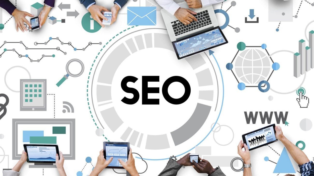 searching-engine-optimizing-seo-browsing-concept-min